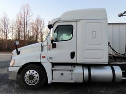 2018 Freightliner Tandem Axle Stand Up Conventional