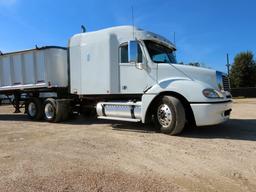 2017 Freightliner Tandem Axle Columbia Stand Up Cab Truck Tractor