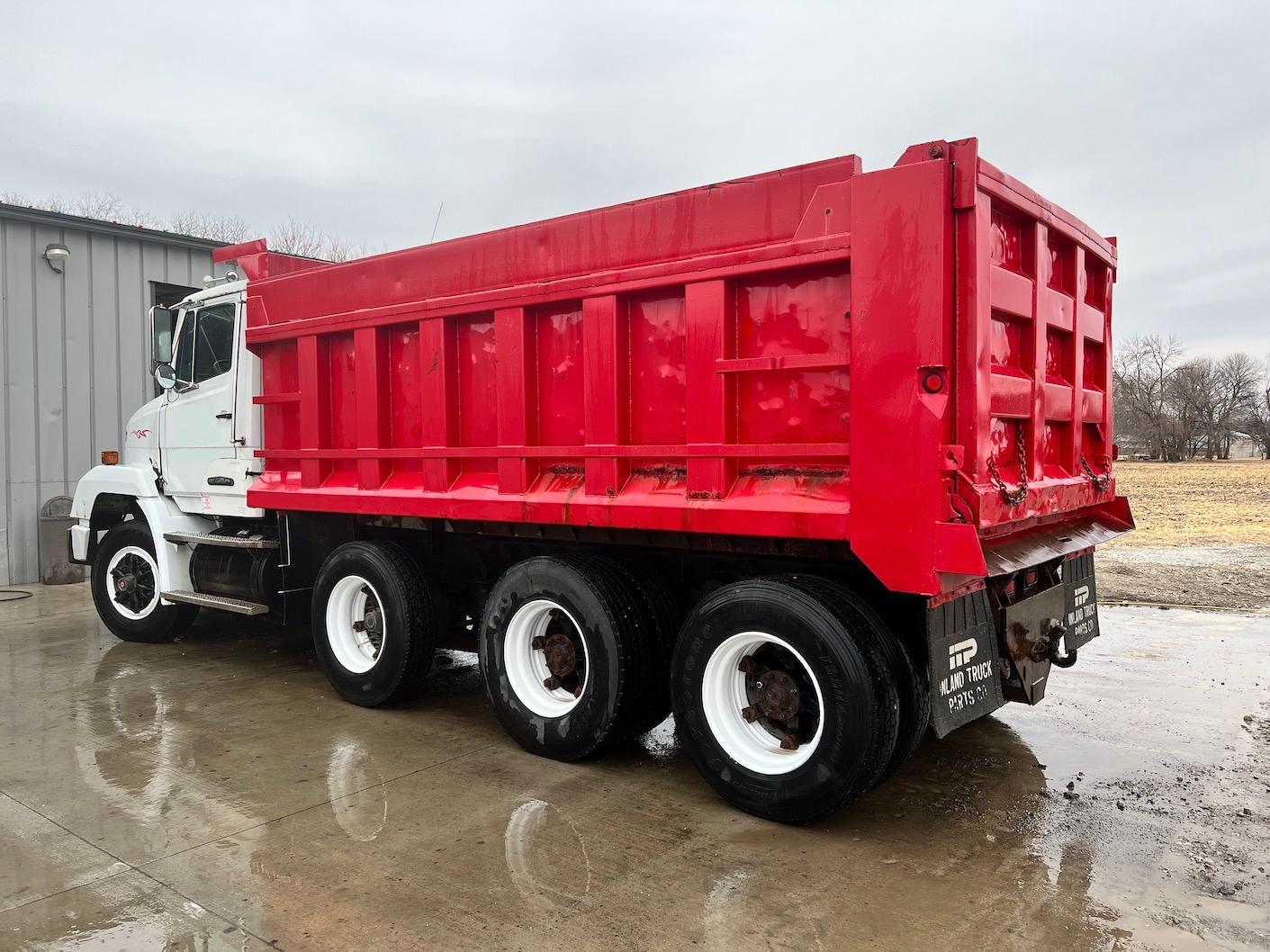 1987 Freightliner FLD-120 Triple Axle Dump Truck