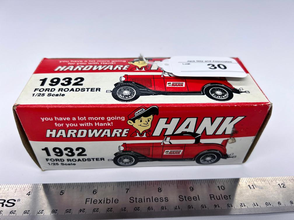 1992 Ertl Hardware Hank 1932 Ford Roadster