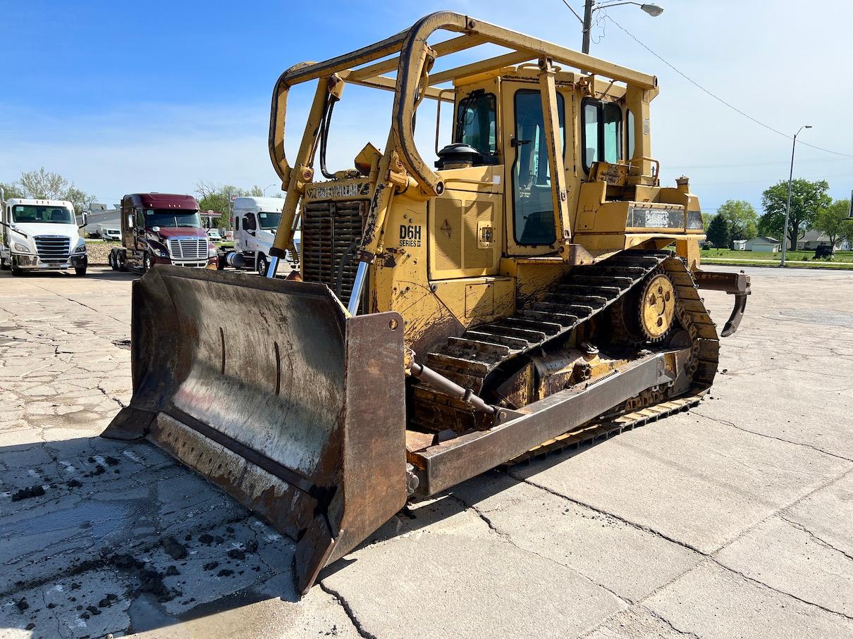 1990 Caterpillar D6H II