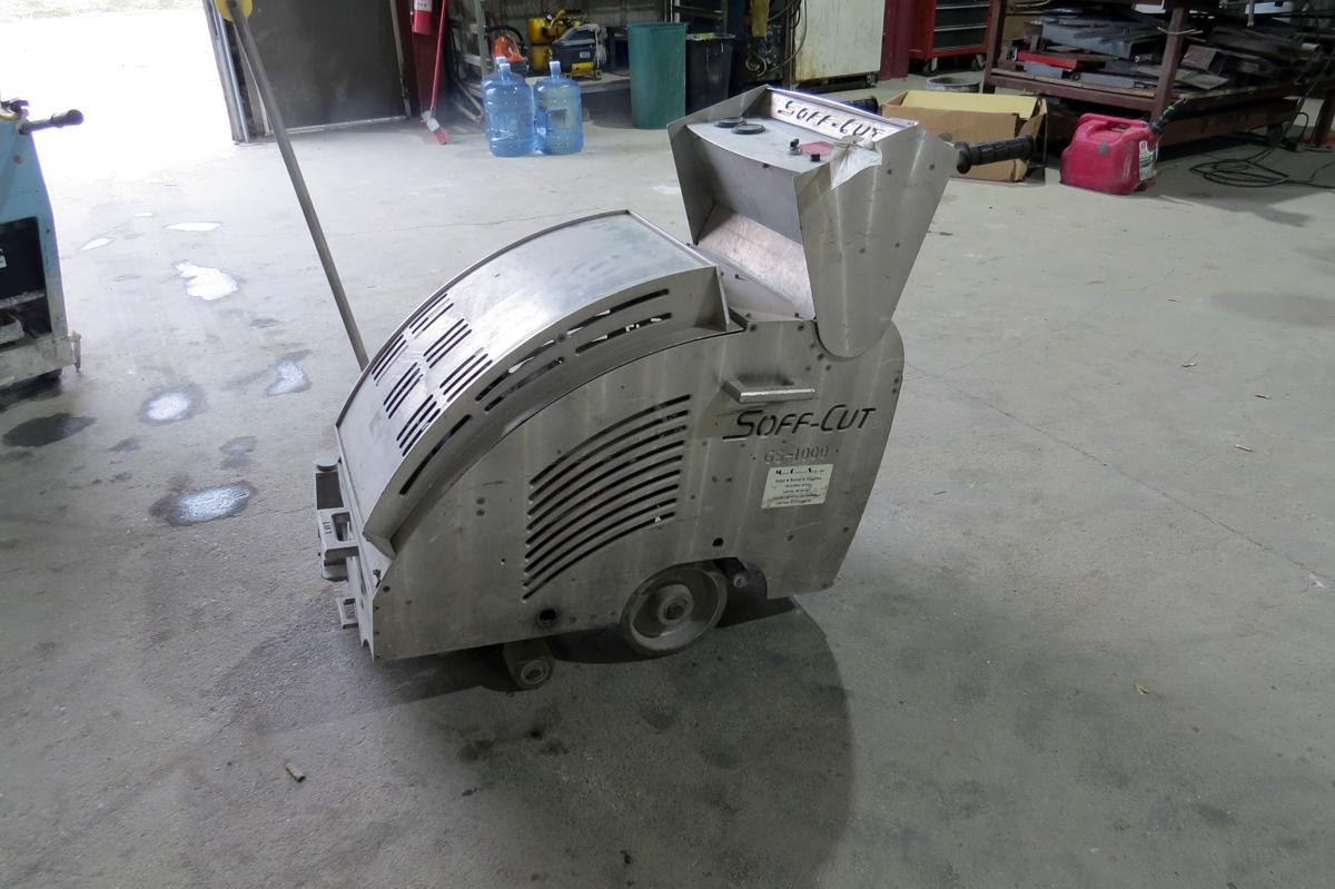 Soff-Cut CS-1000 Concrete Saw