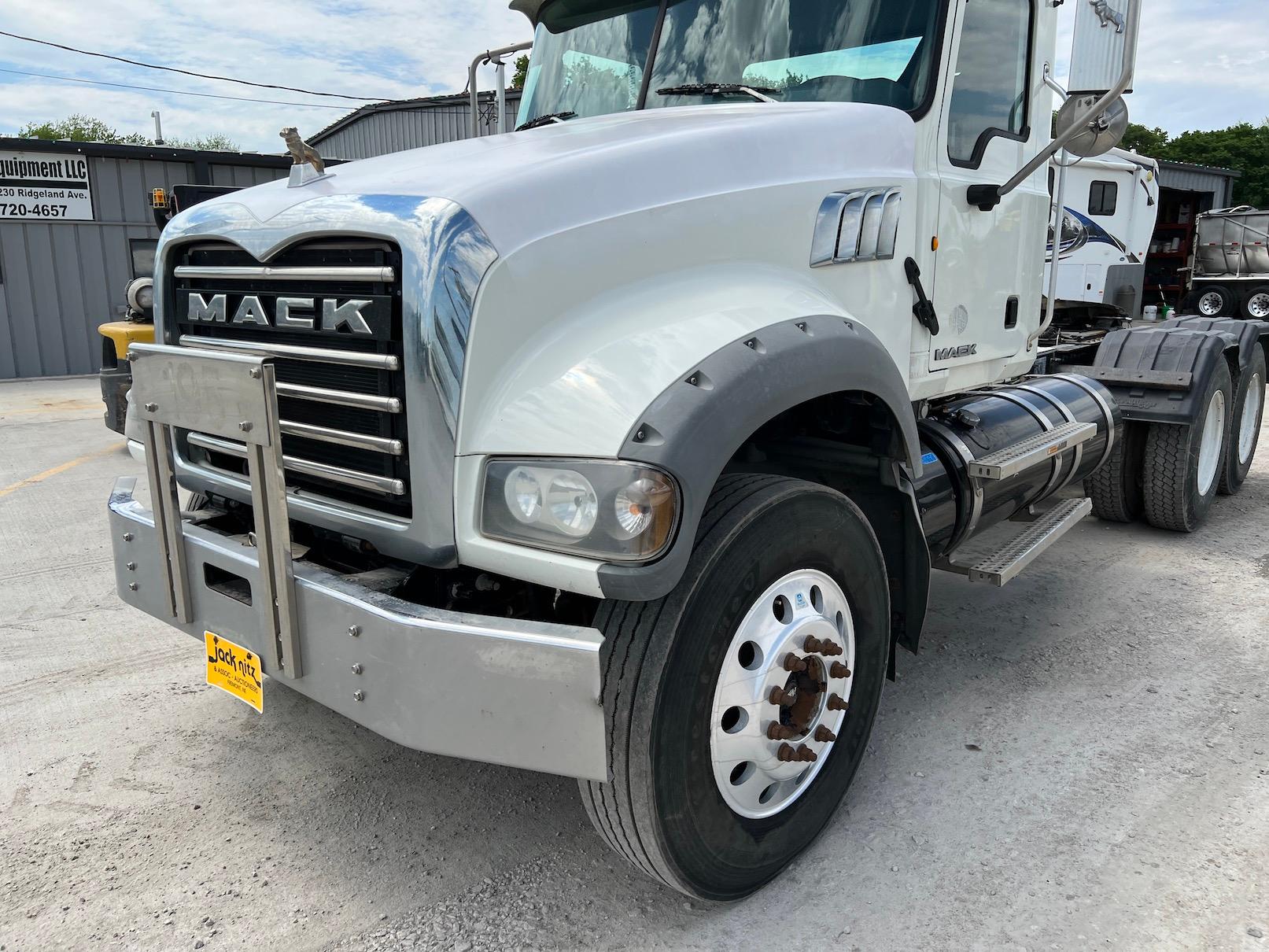 2014 Mack GU713 Truck Tractor