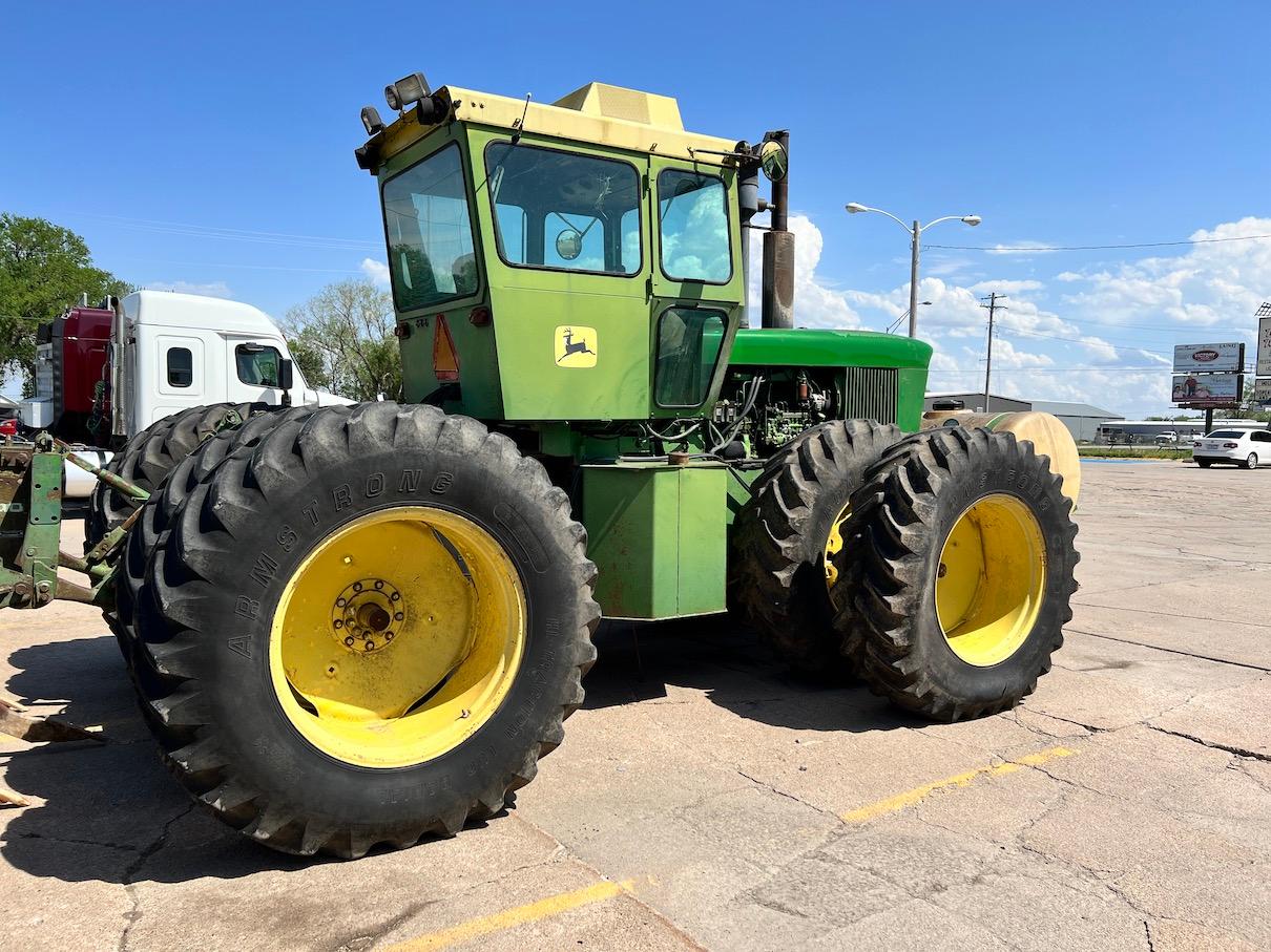 1974 John Deere 7520 4WD