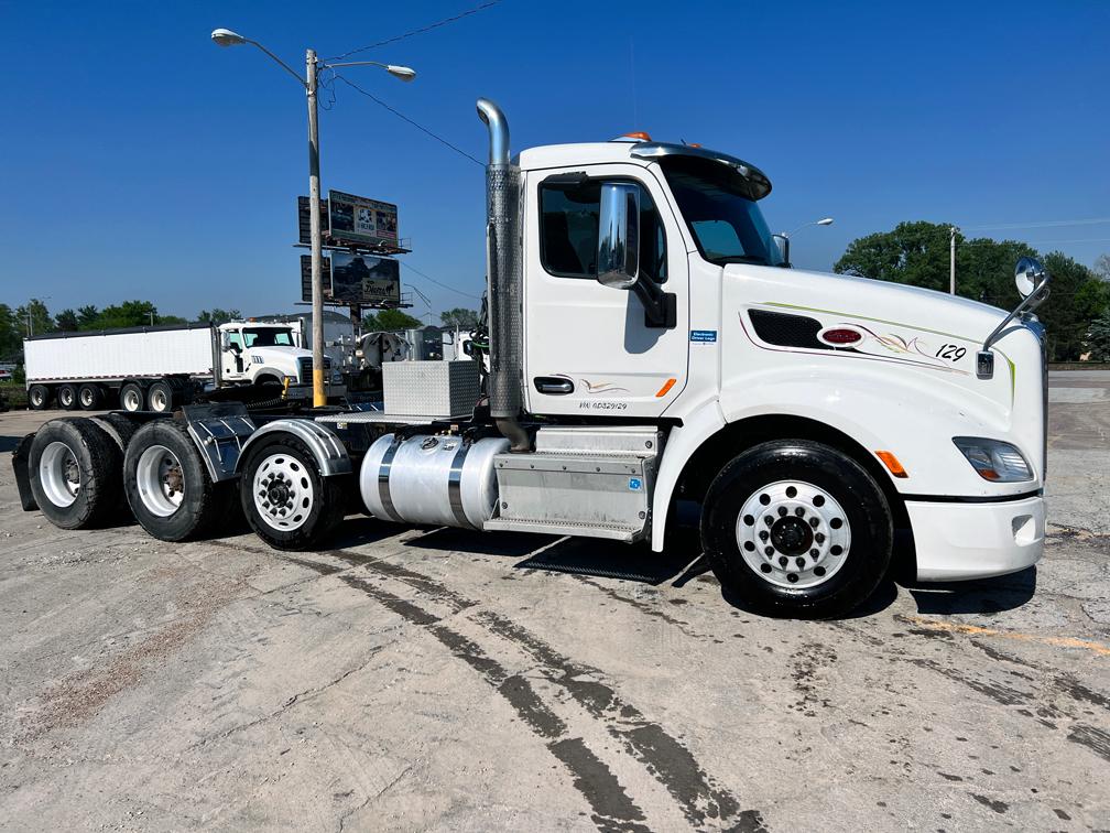 2016 Peterbilt 579