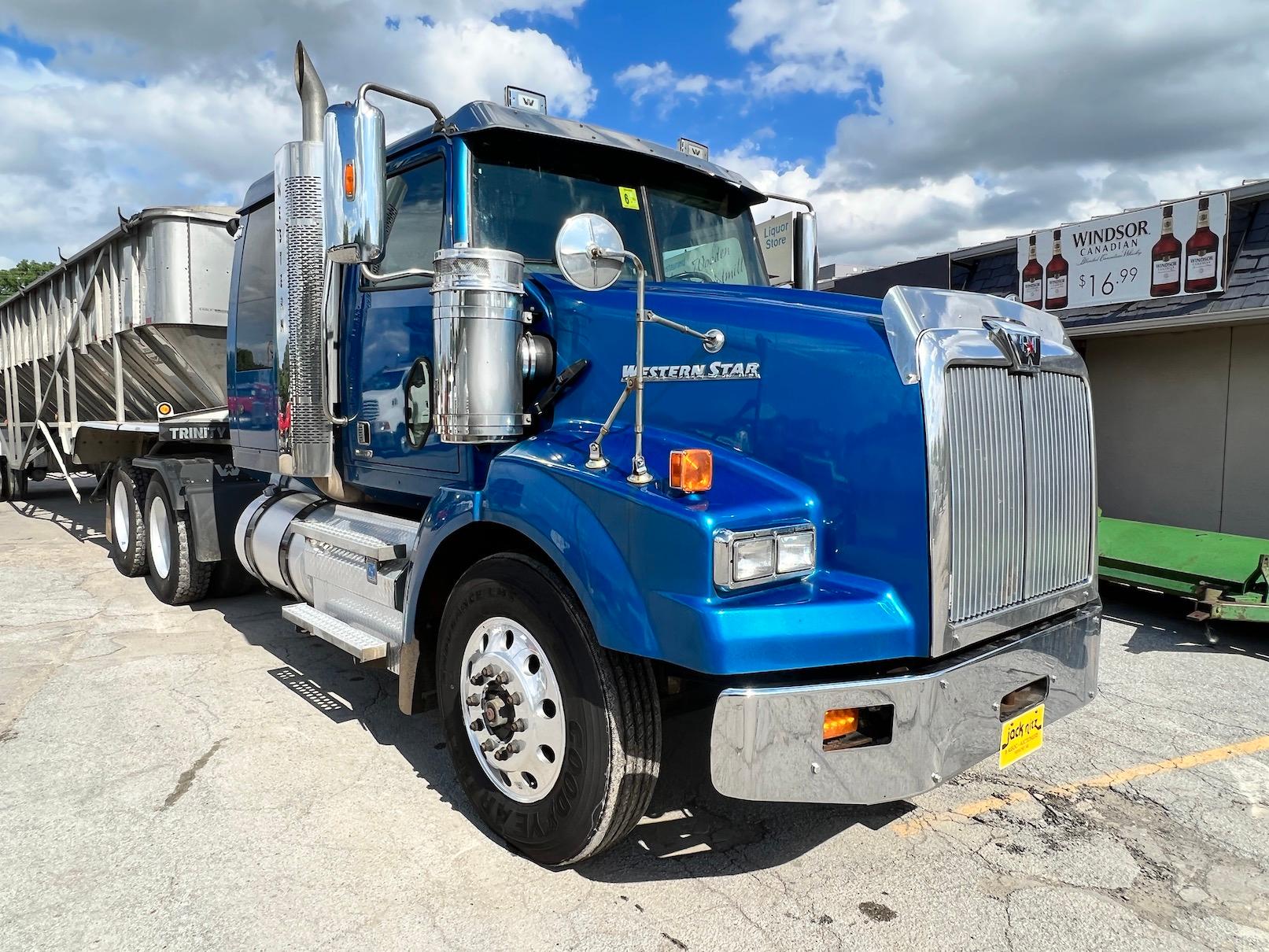 2019 Western Star 4900SB