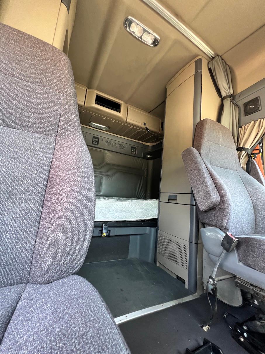 2018 Freightliner Cascadia