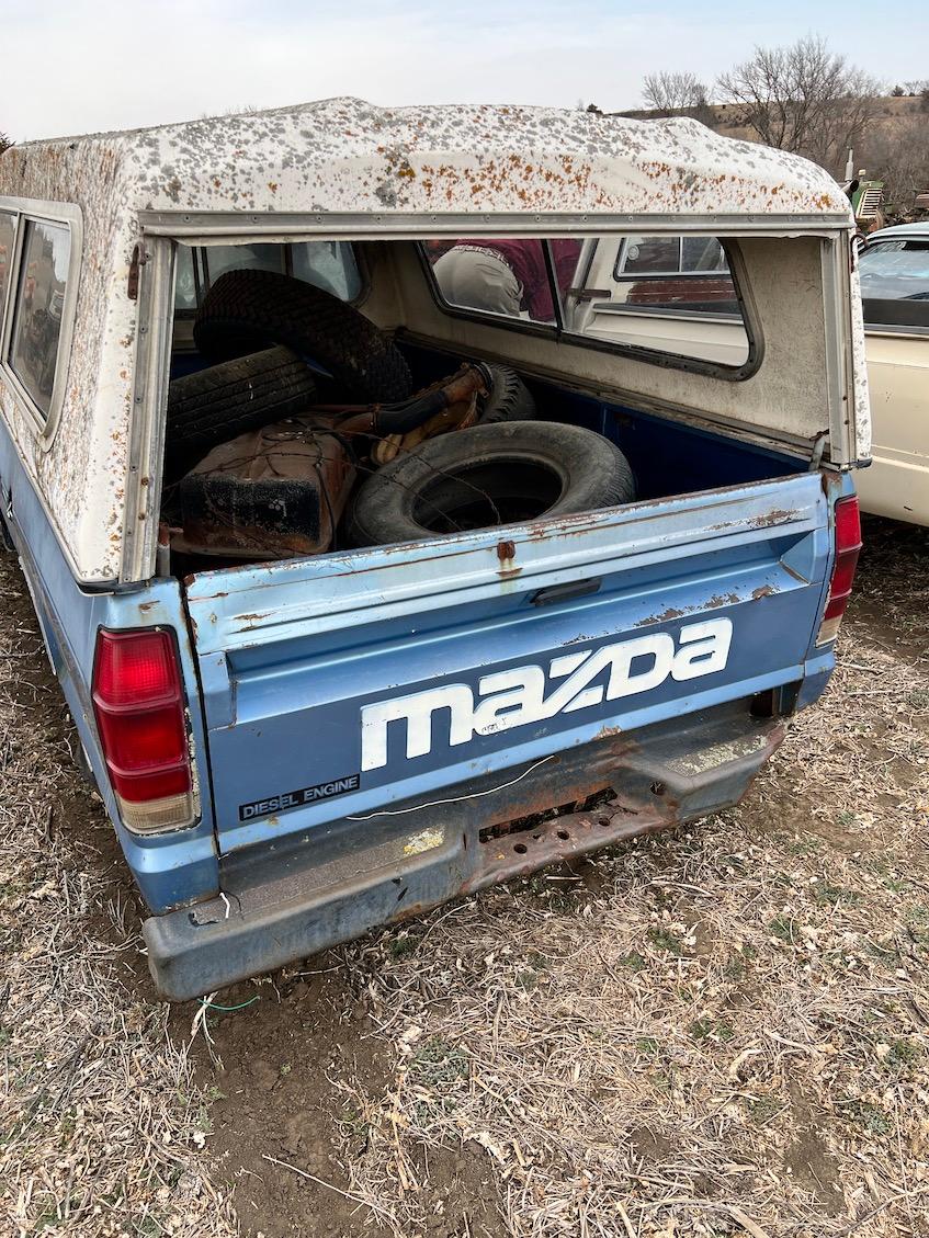 1983 Mazda B2000 Pickup