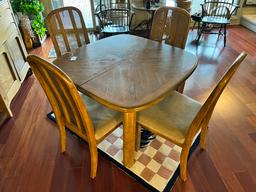 Dining Room Table & Chairs