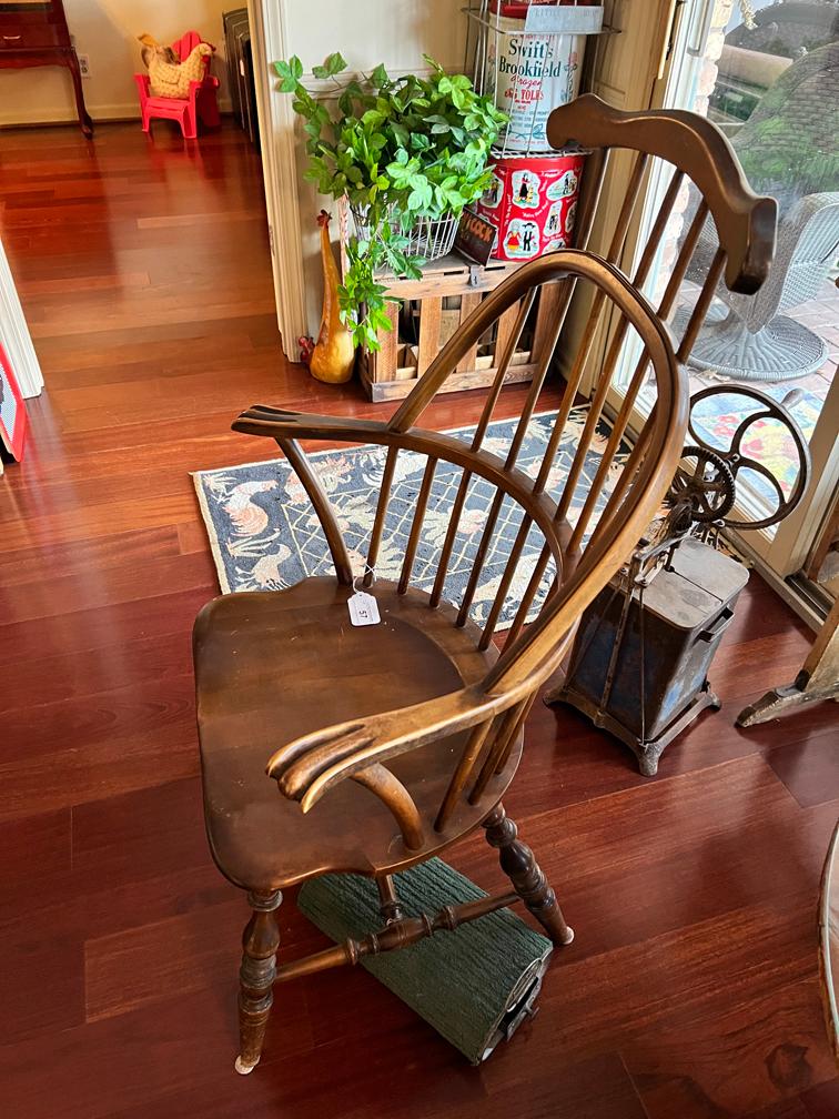 Antique Windsor Chair