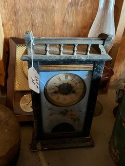 Mantle Clock