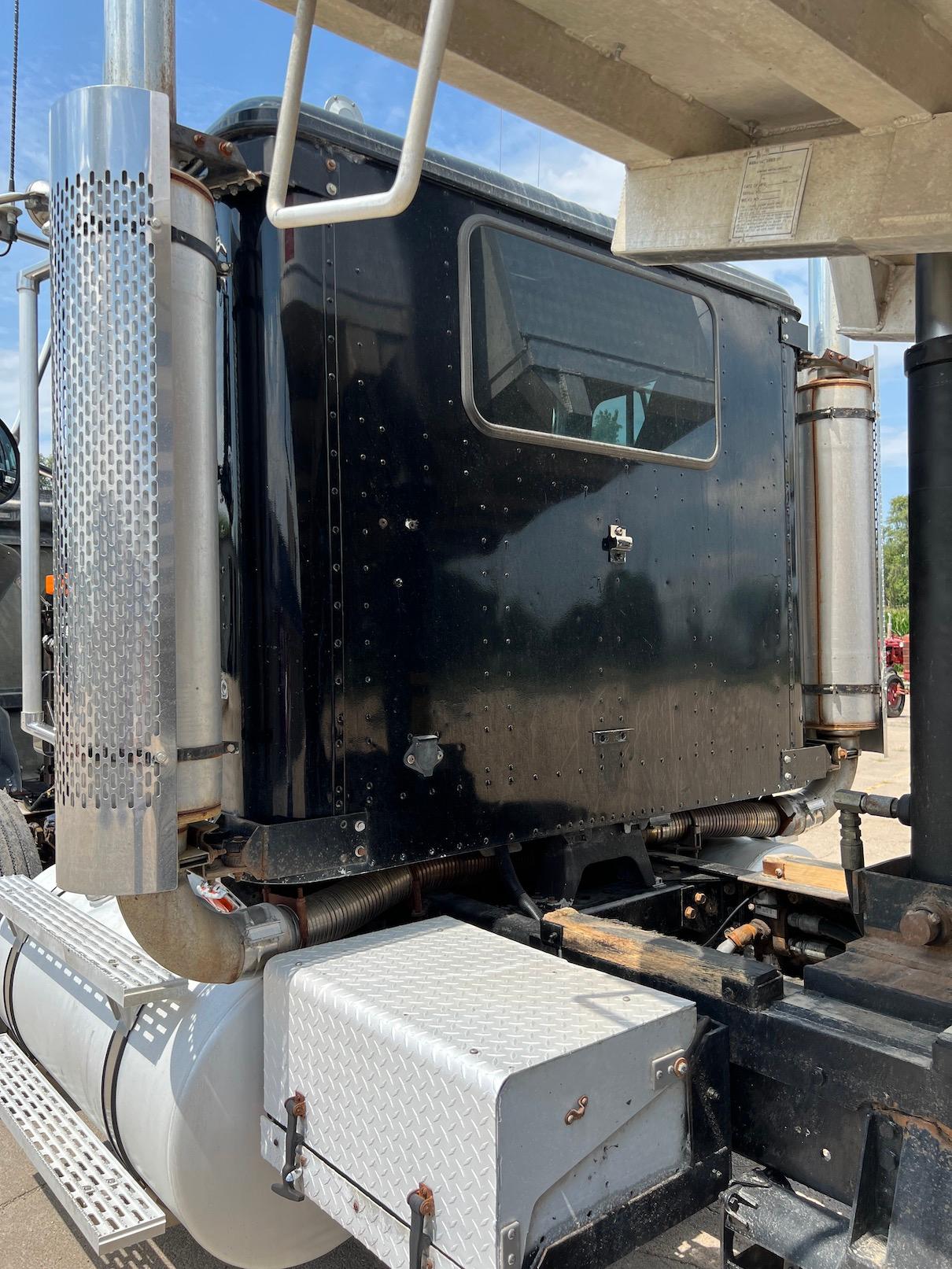 1996 International 9300 Eagle 6x4 Triple Axle Dump Truck