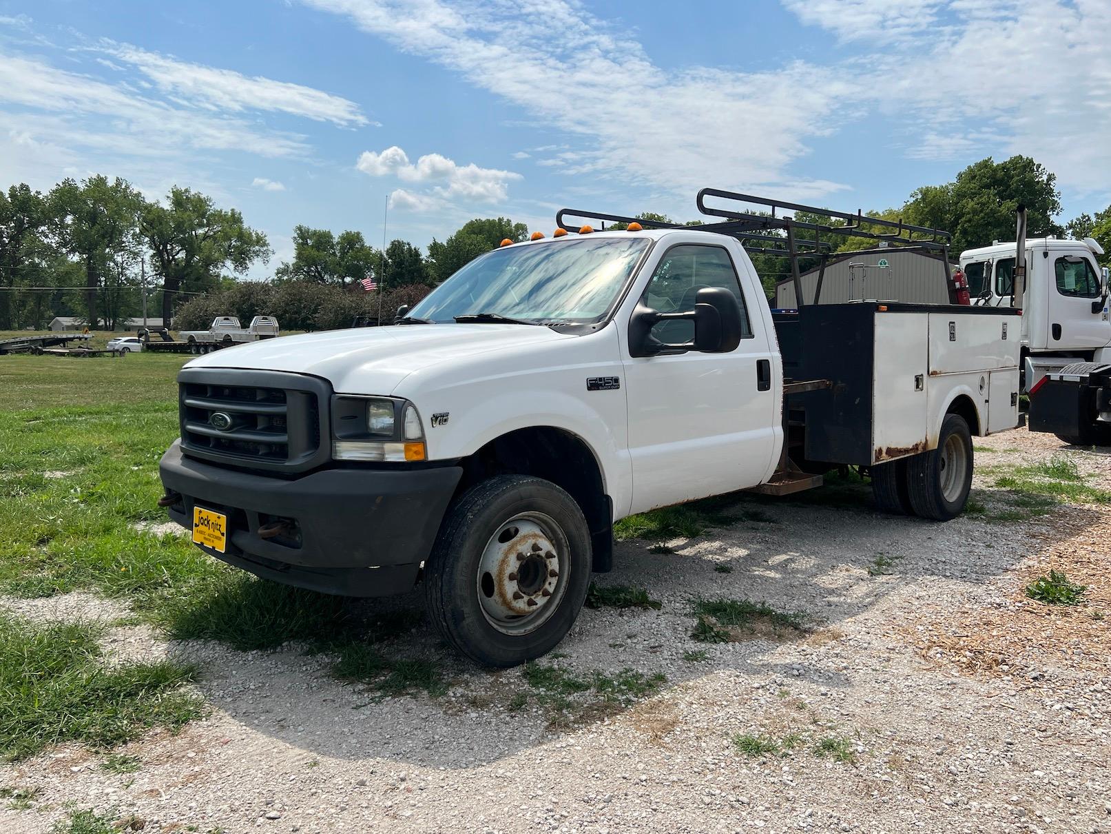 2004 Ford F-450 XL Super Duty 1-Ton Dually Service Truck