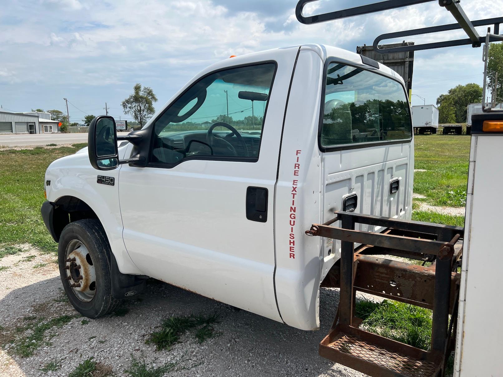 2004 Ford F-450 XL Super Duty 1-Ton Dually Service Truck