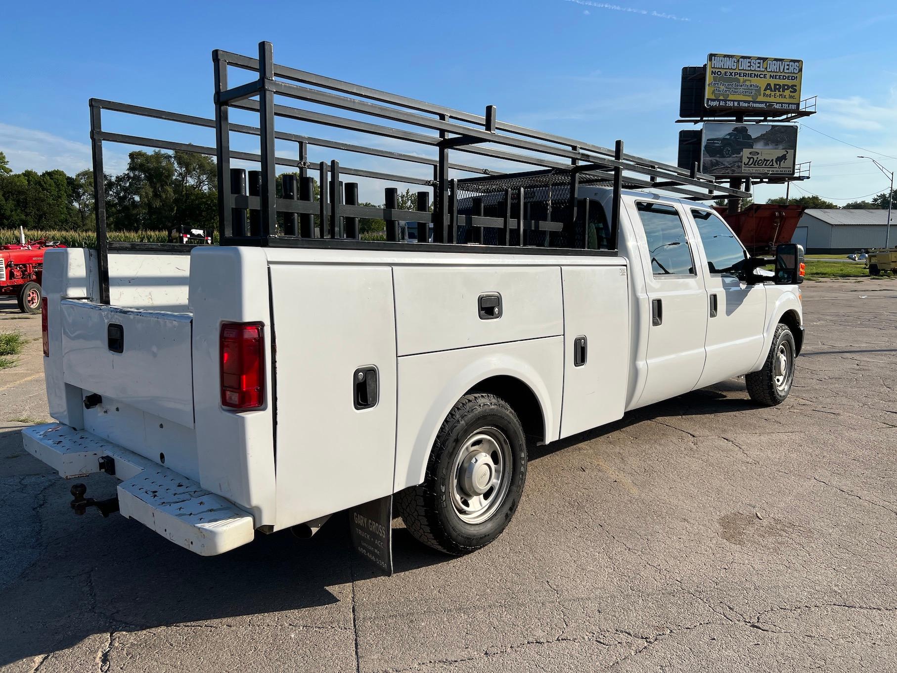 2012 Ford F-250 Crew Cab Service Pickup