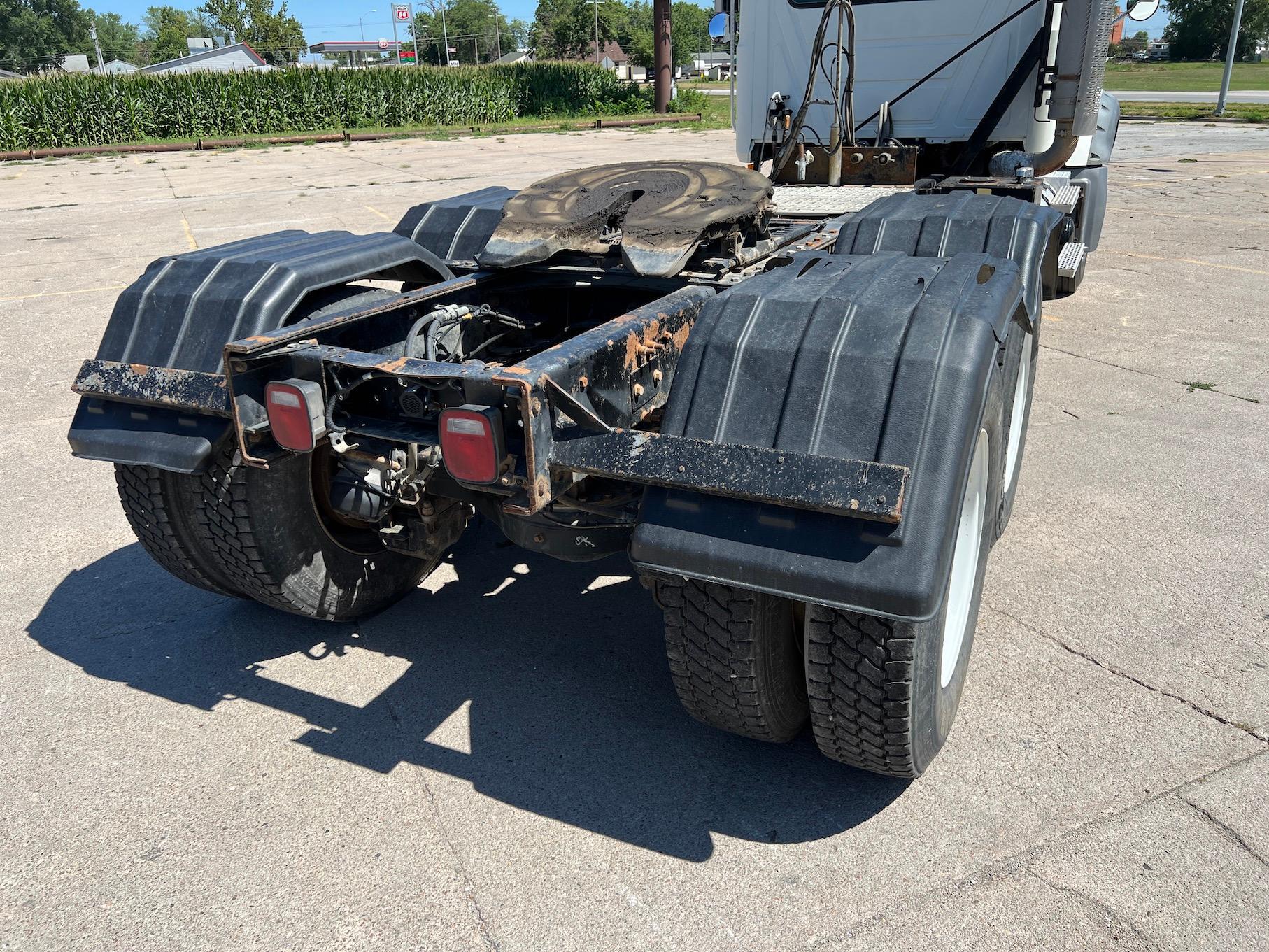 2007 Mack CTP713 Day Cab Truck Tractor