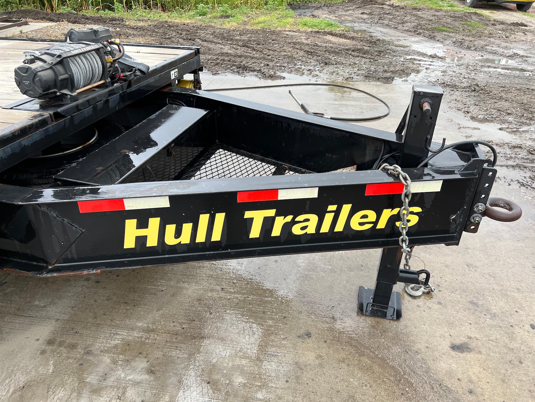 2017 Hull Deck Over Equipment Trailer