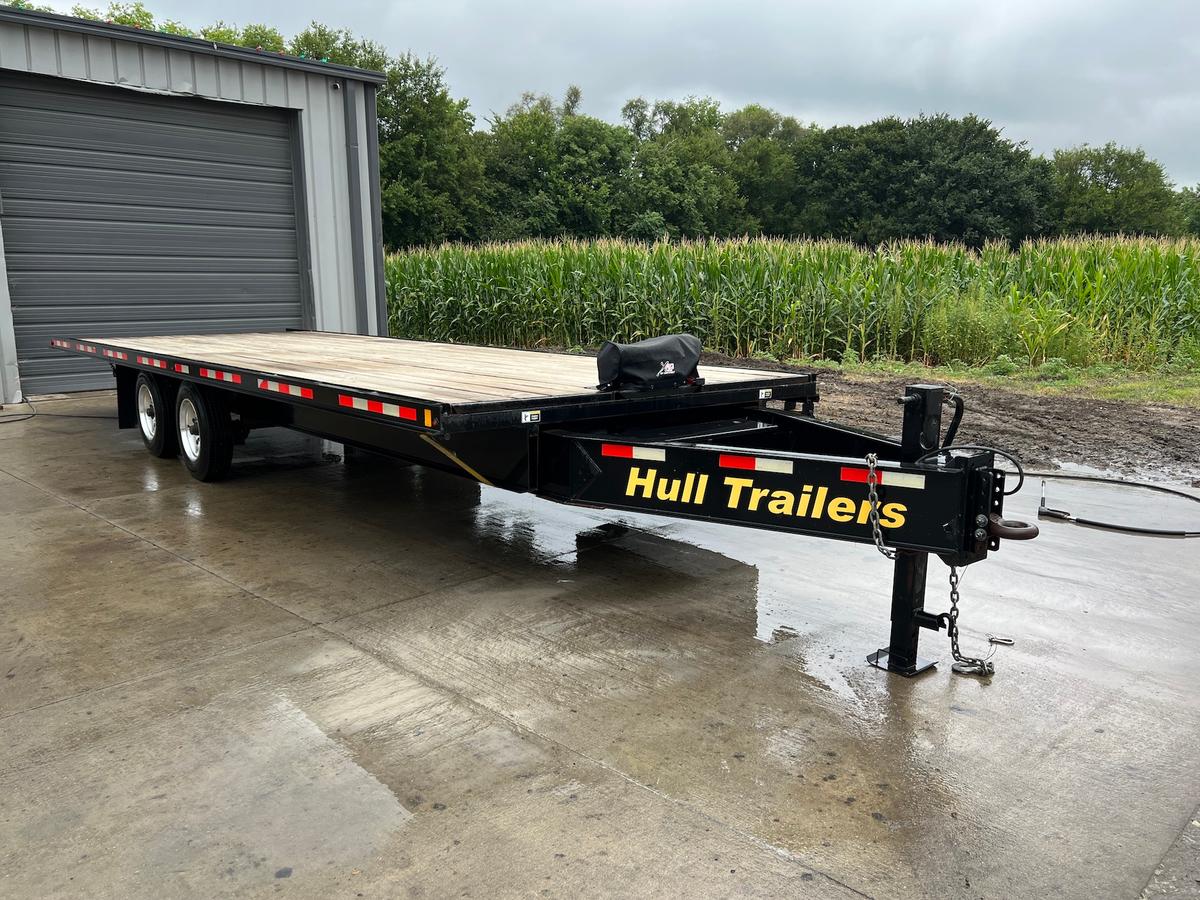 2017 Hull Deck Over Equipment Trailer