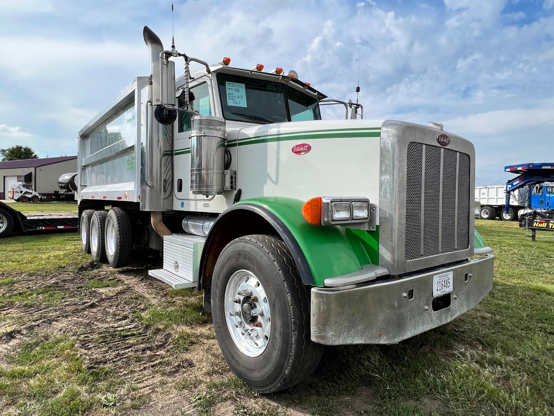 2008 Peterbilt 367 Triple Axle Dump Truck