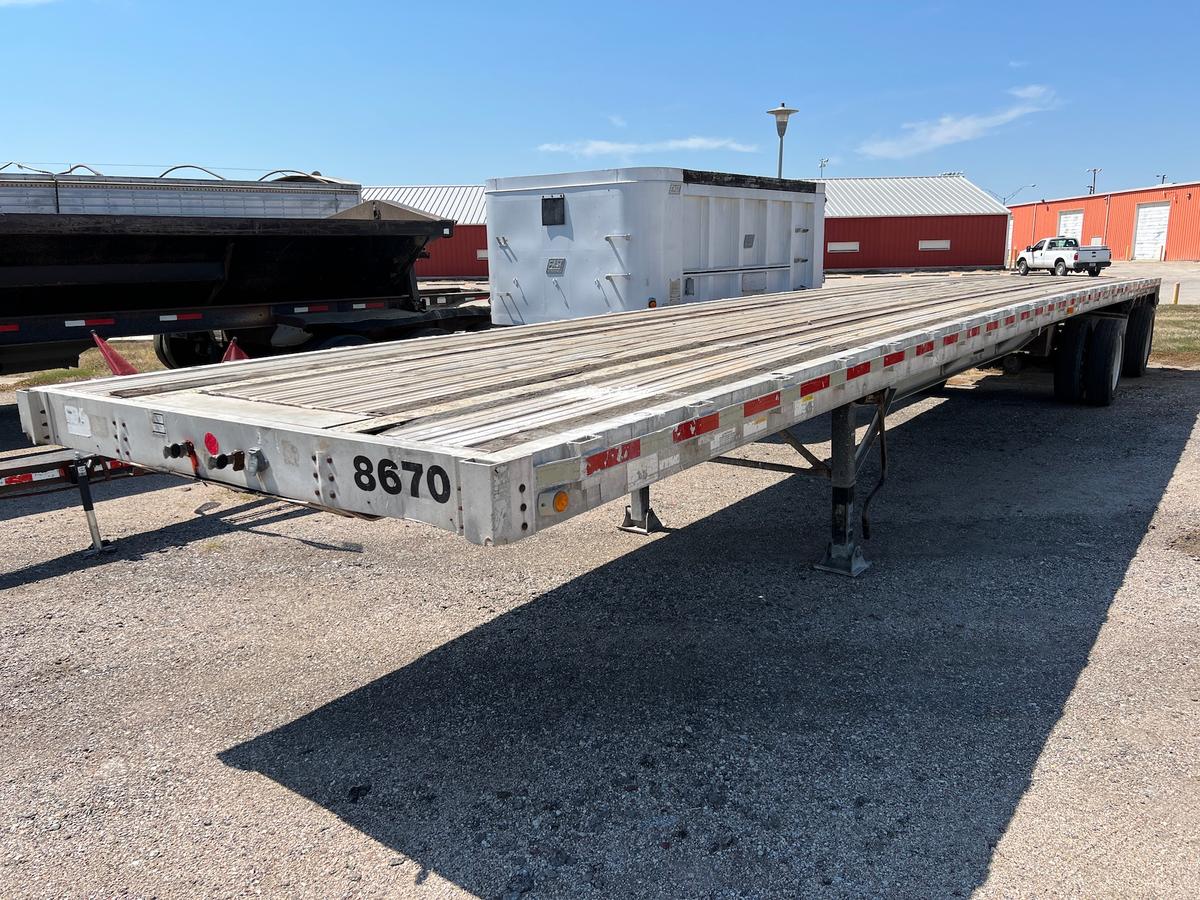 1995 Wilson Tandem Spread Axle Flatbed Trailer