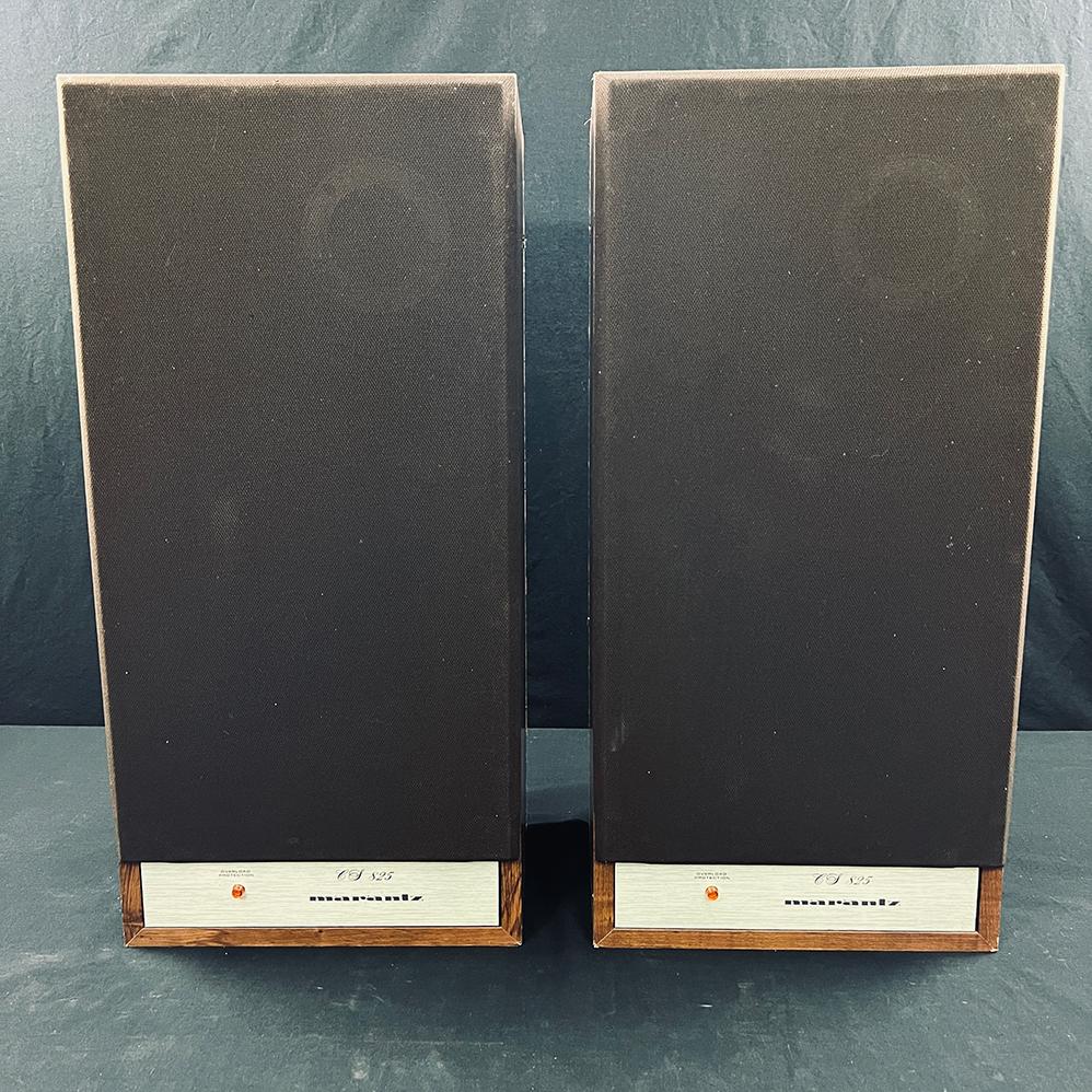 Marantz SR440 Stereo Receiver & Marantz CS 825 Speakers.