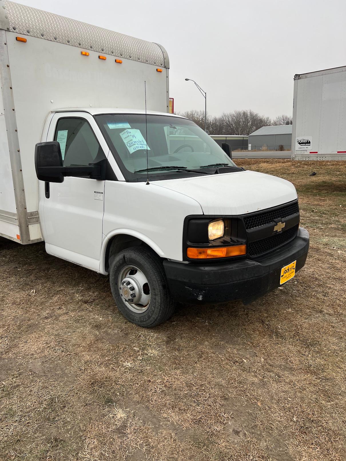 2014 Chevrolet Express G3500 Van Truck