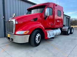 2008 Peterbilt 387 Conventional Truck Tractor with Sleeper