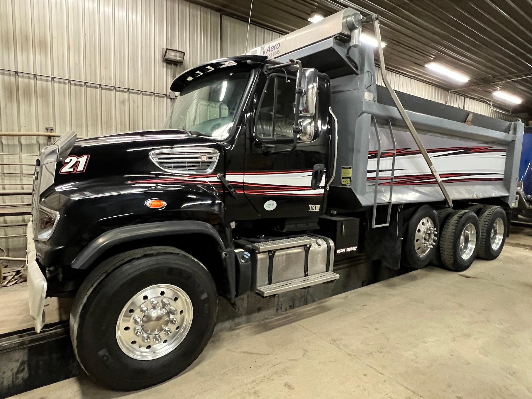 2015 Freightliner 114SD Triple Axle Dump Truck