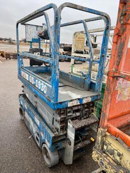 Genie GS 1930 Electric Scissor Lift