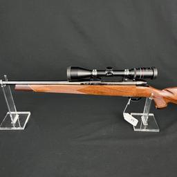 Weatherby Mark V Bolt Action Rifle