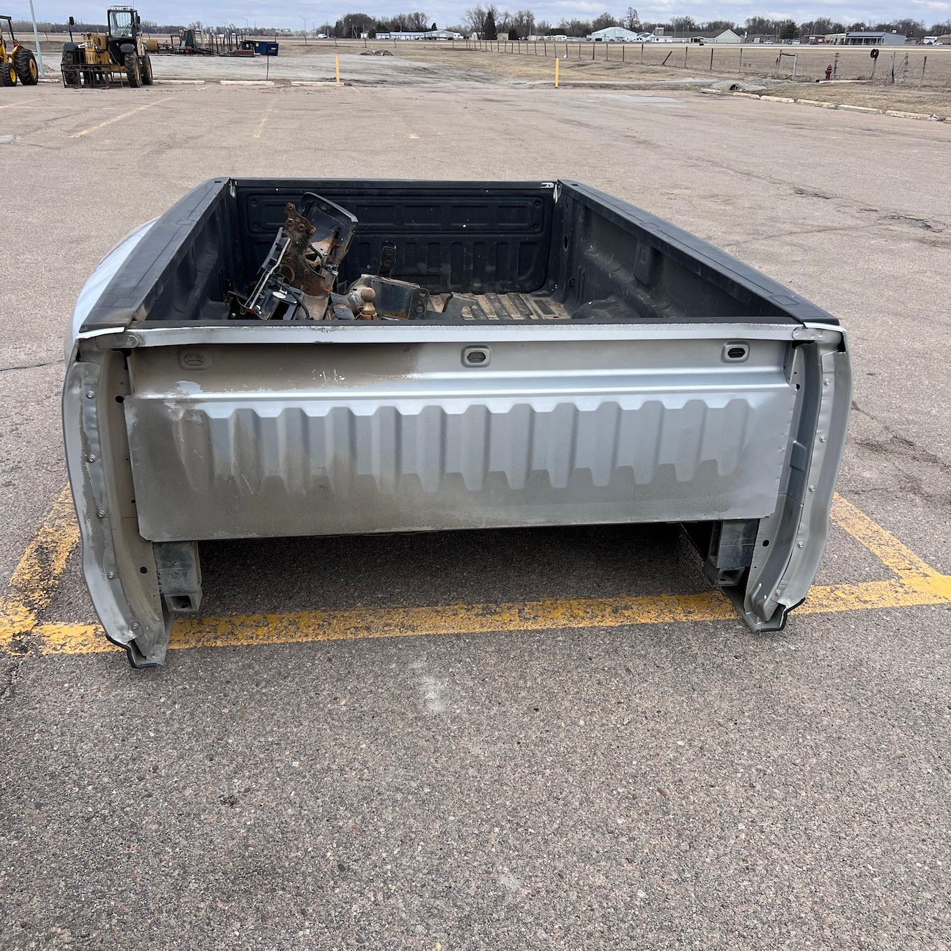 Silver Dually Pickup Box for 2016 Chevrolet