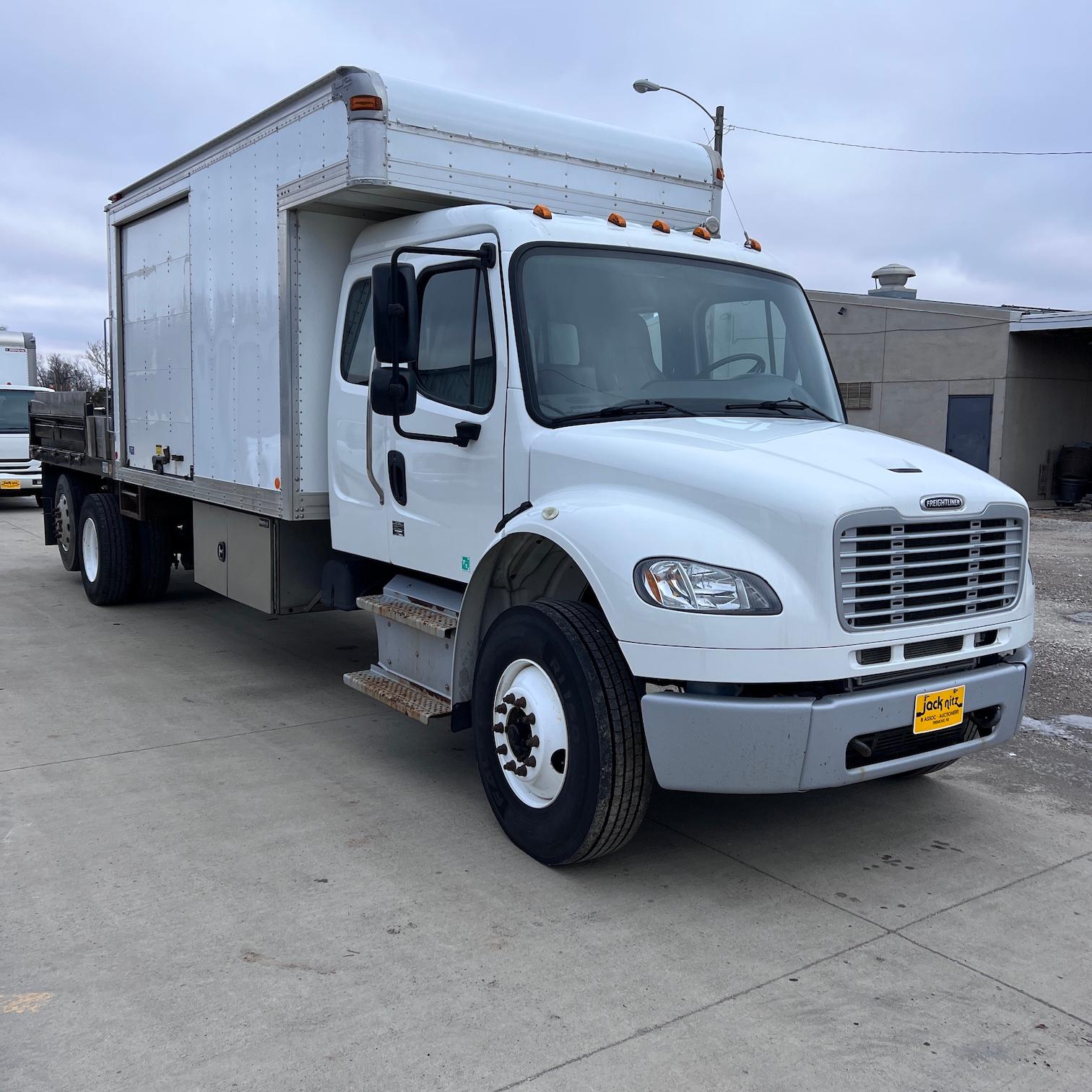 2019 Freightliner M2 Van Body Truck