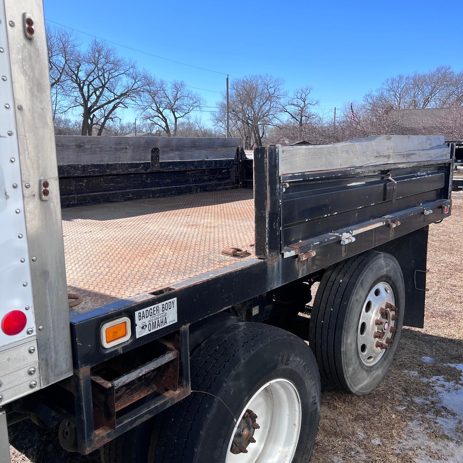 2019 Freightliner M2 Van Body Truck