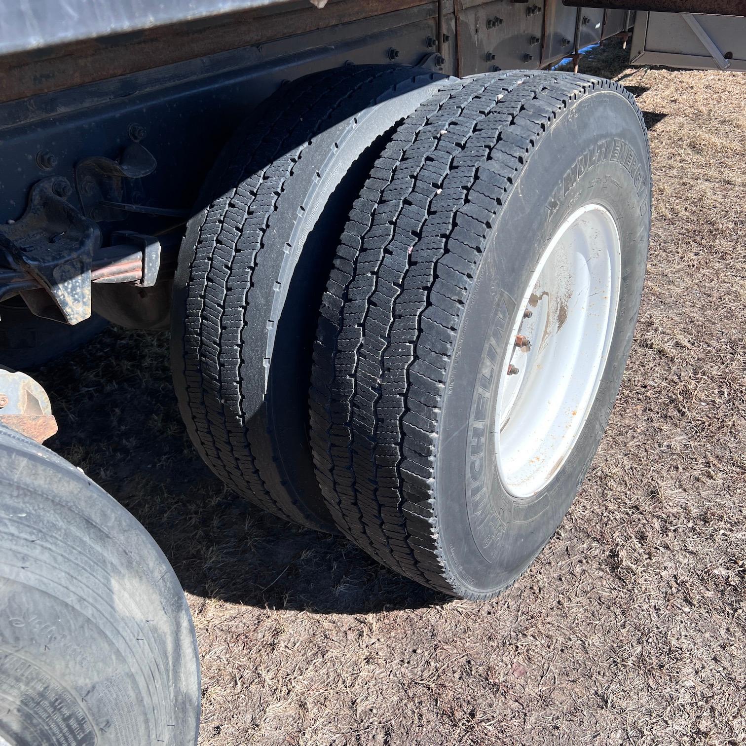 2019 Freightliner M2 Van Body Truck