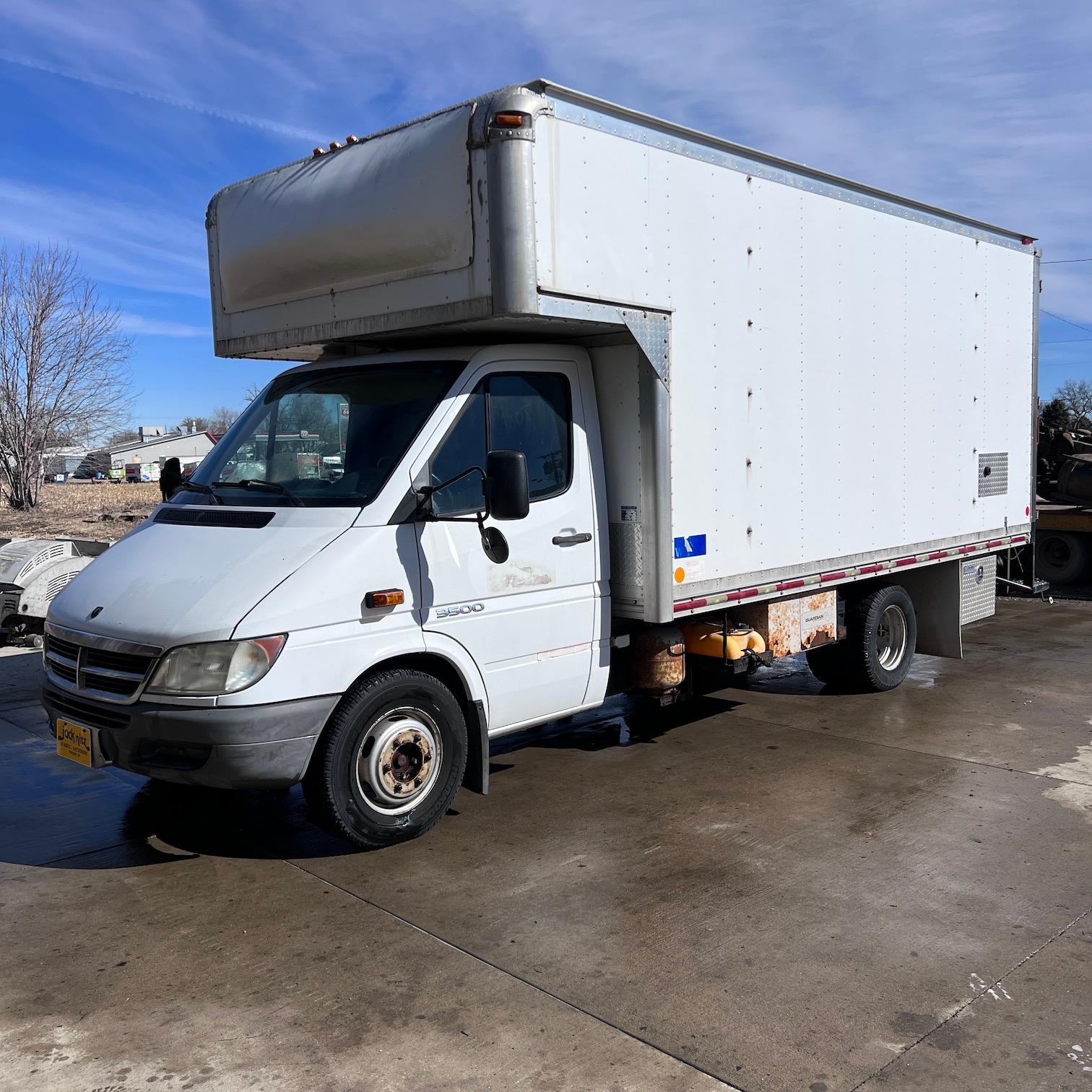 2006 Dodge 2500 Sprinter Display Van Truck