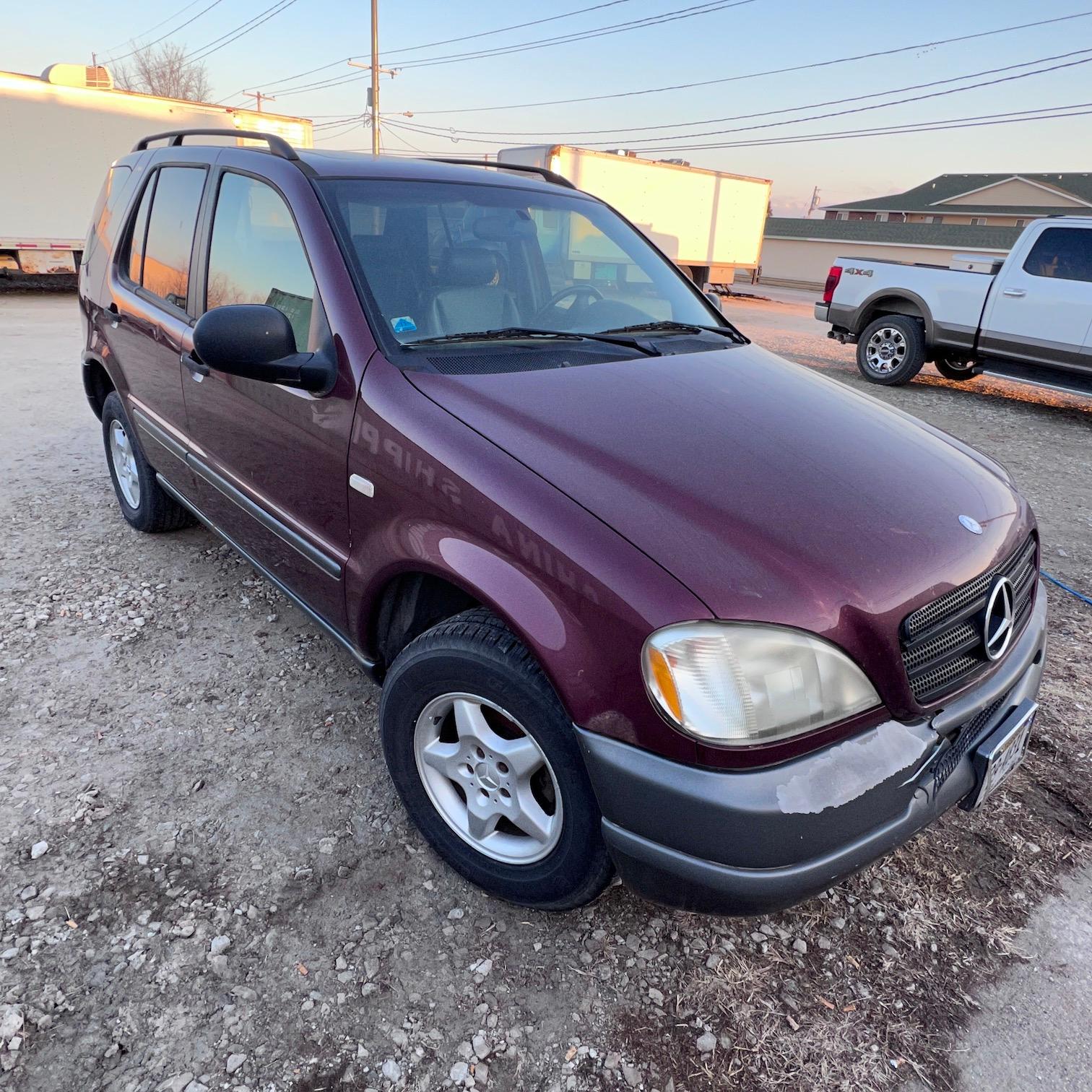 1999 Mercedes ML320 SUV