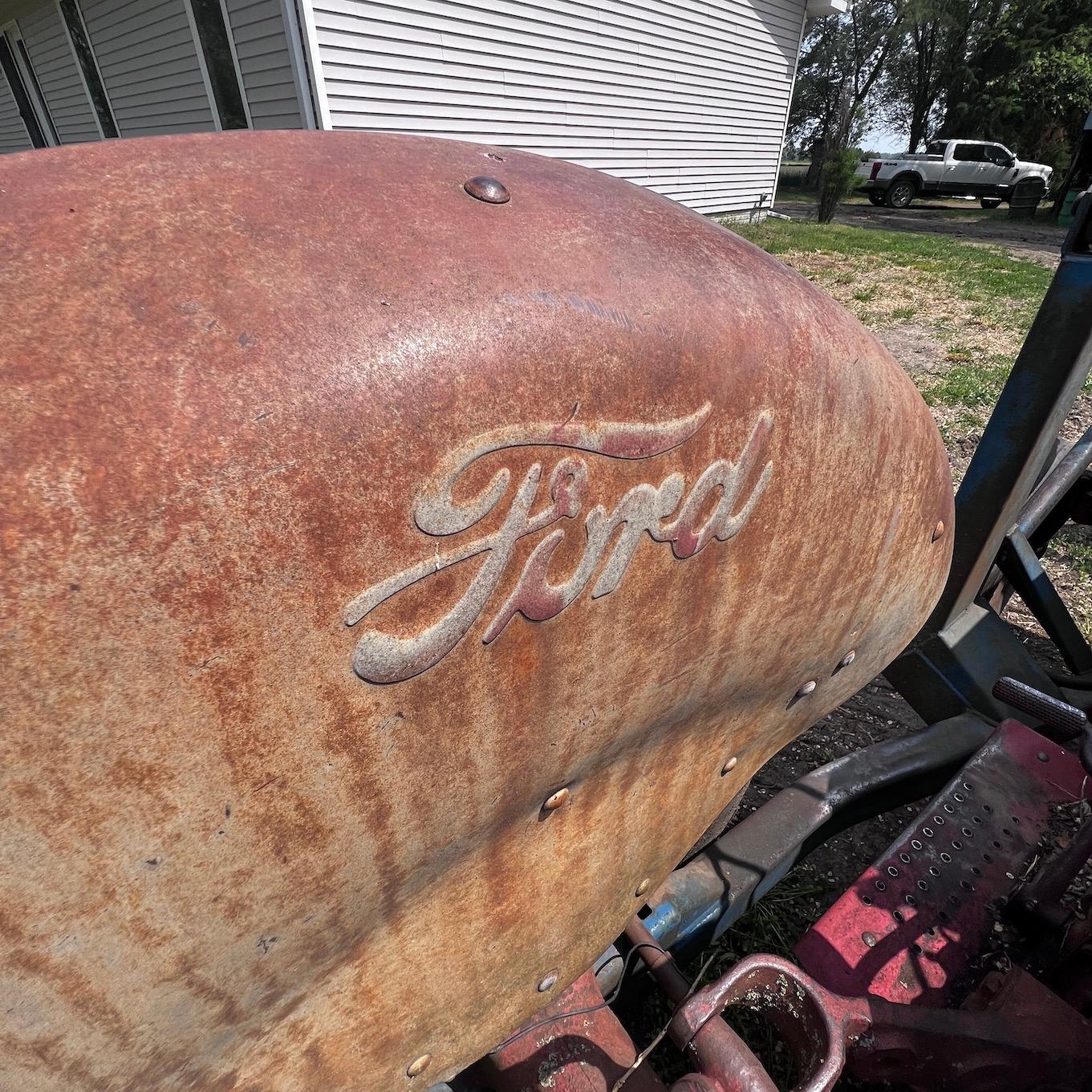 Ford 860 Gas Tractor