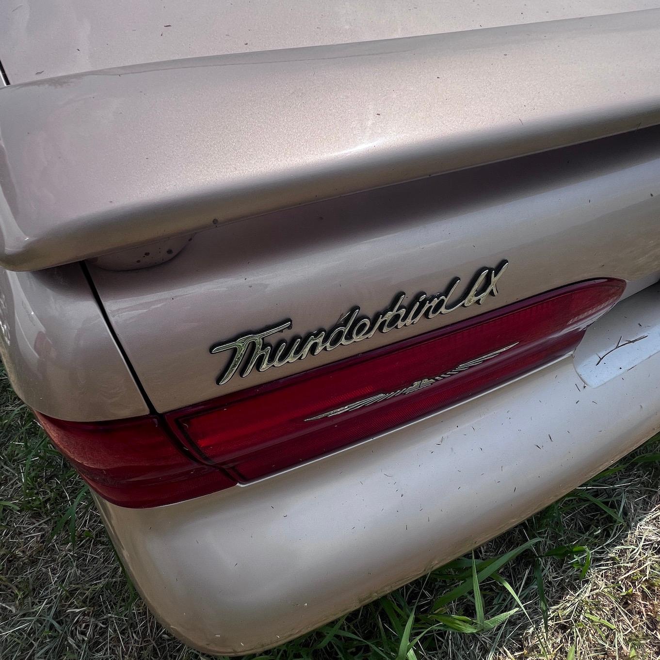 1996 Ford Thunderbird LX 2 Door Coupe