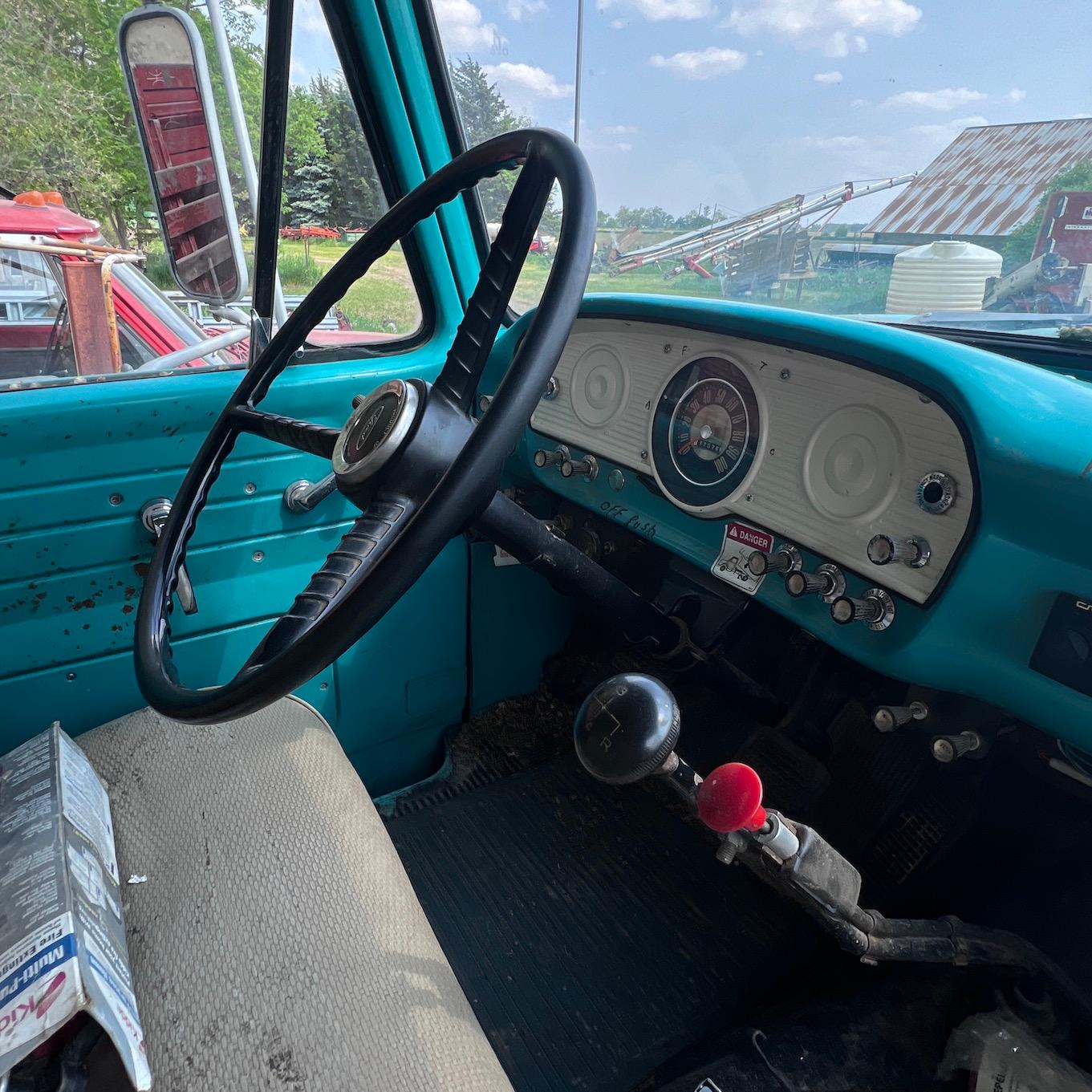 1966 Ford F-600 Grain Truck