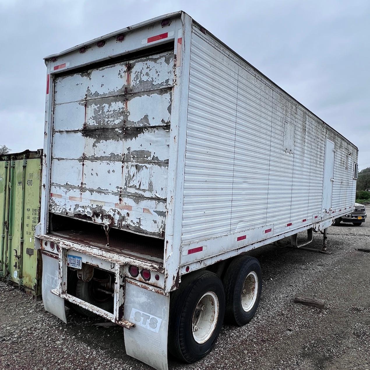 1971 Dorsey 40ft Van Trailer