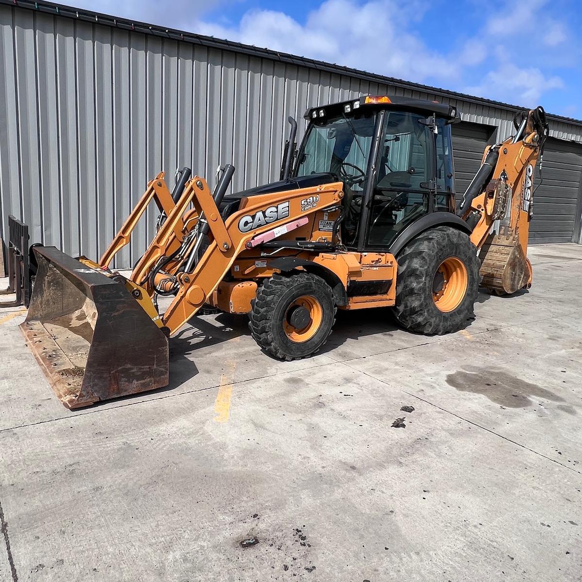 2015 Case 590 Super N MFWD Tractor Loader Backhoe