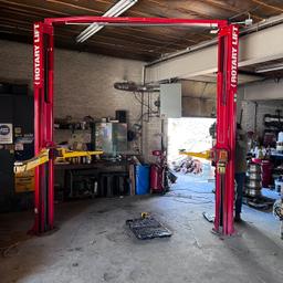 Rotary SP0A9N410 Hydraulic Car Lift