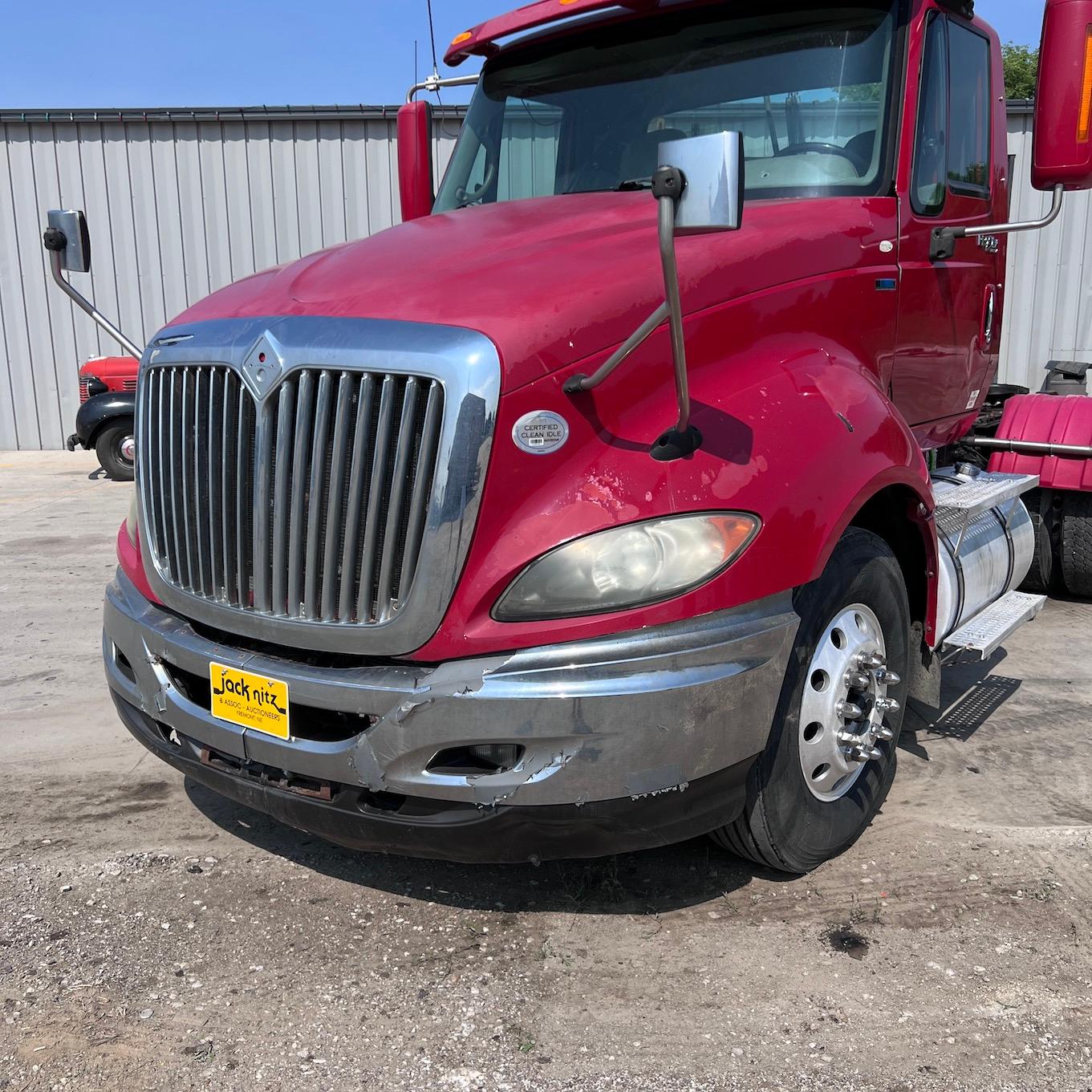 2010 International ProStar Conventional Day Cab Truck Tractor