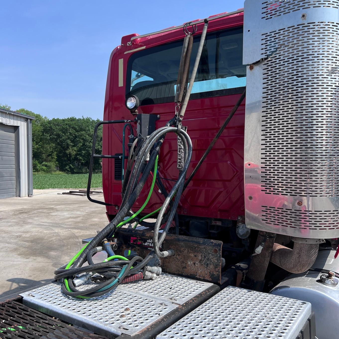 2010 International ProStar Conventional Day Cab Truck Tractor