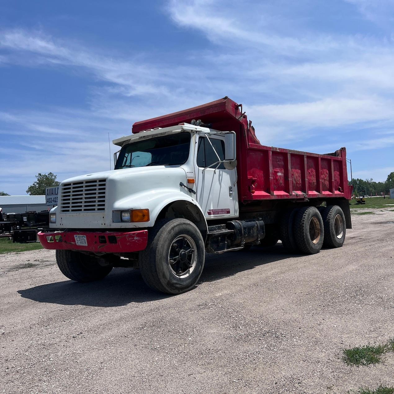 1990 International 4900 Tandem Axle Dump Truck