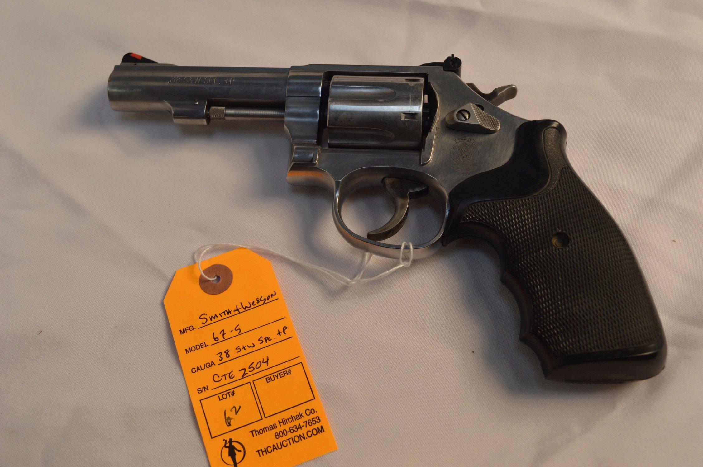 Smith & Wesson Model67-5 Double Action Revolver