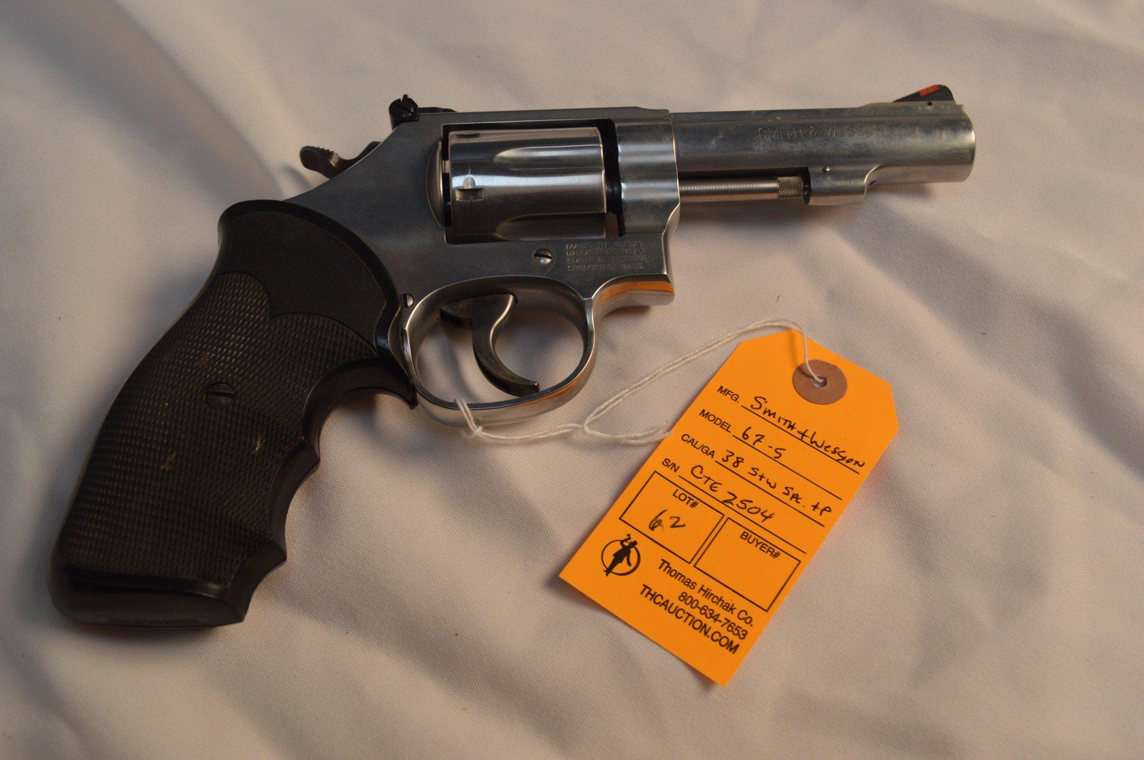 Smith & Wesson Model67-5 Double Action Revolver