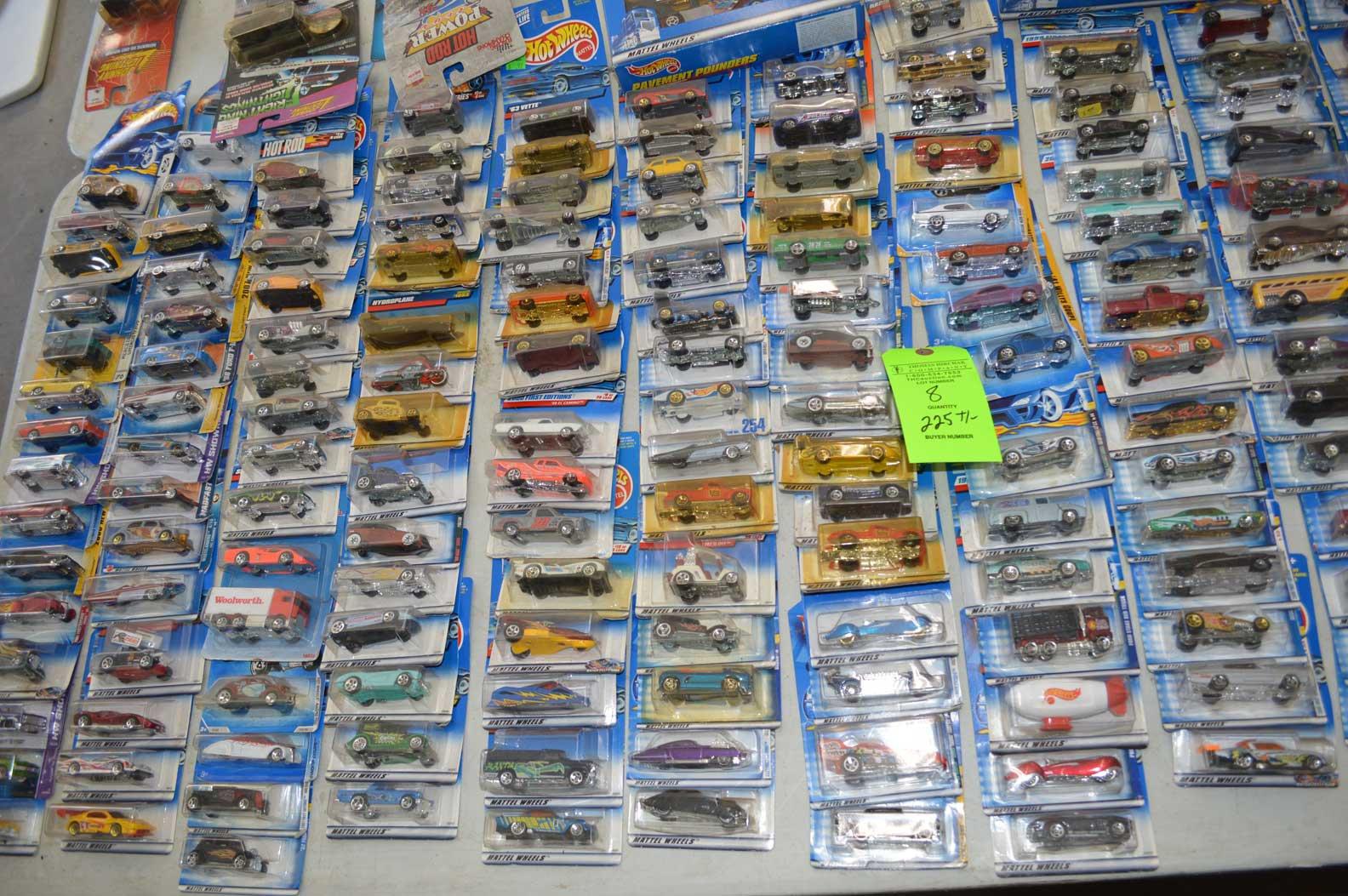 Lot: (225+/-) Hot Wheels Toys