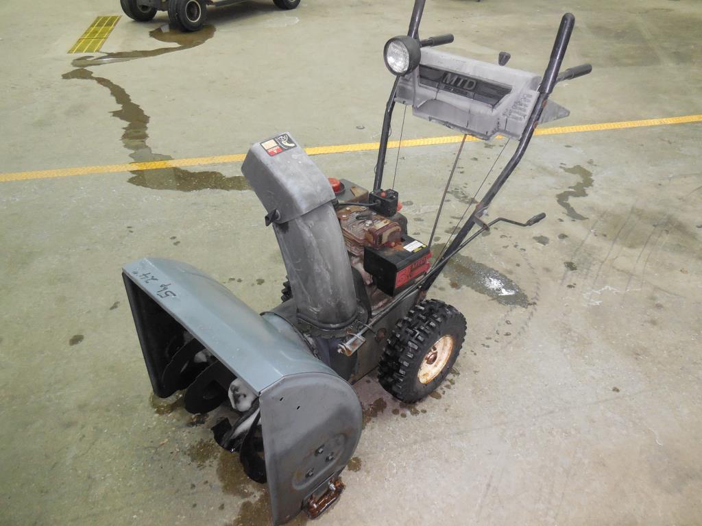 MTD 5/24 Snow Blower