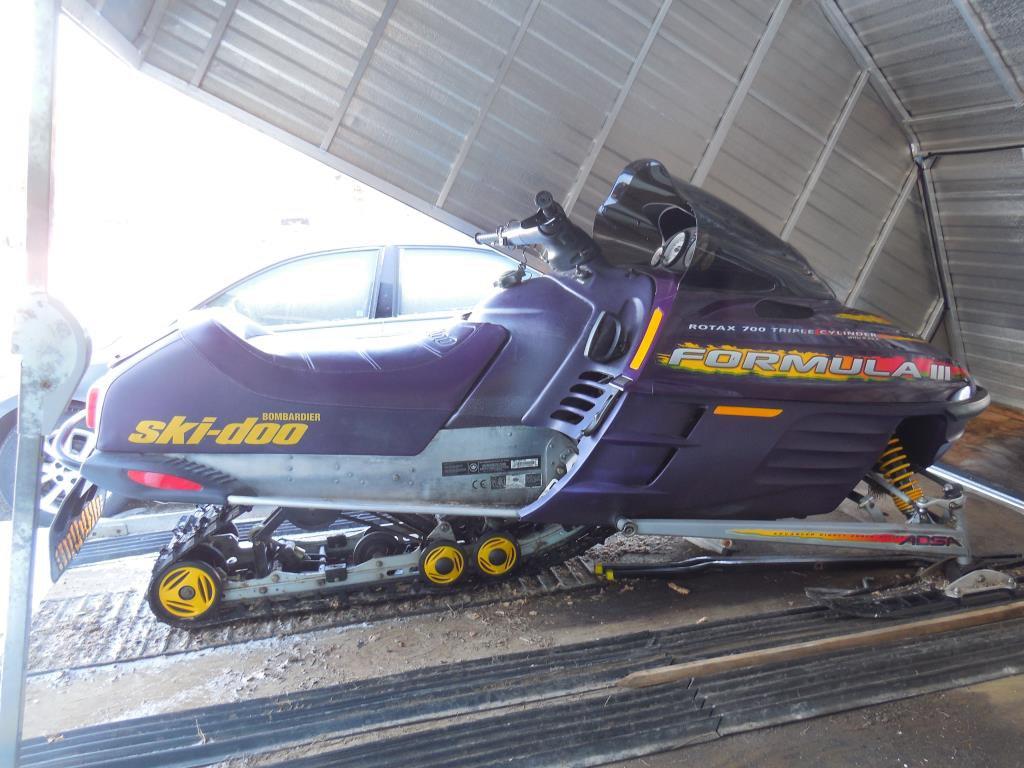 1999 SkiDoo 700  Formula 3 Triple